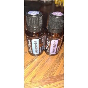 2 Bottles DoTerra Essential Oils Peppermint & Lavender
